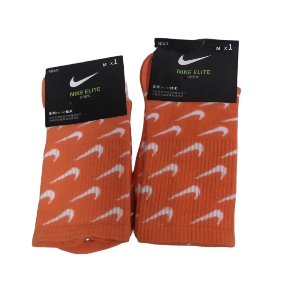 2 for 18 fashionable socks
